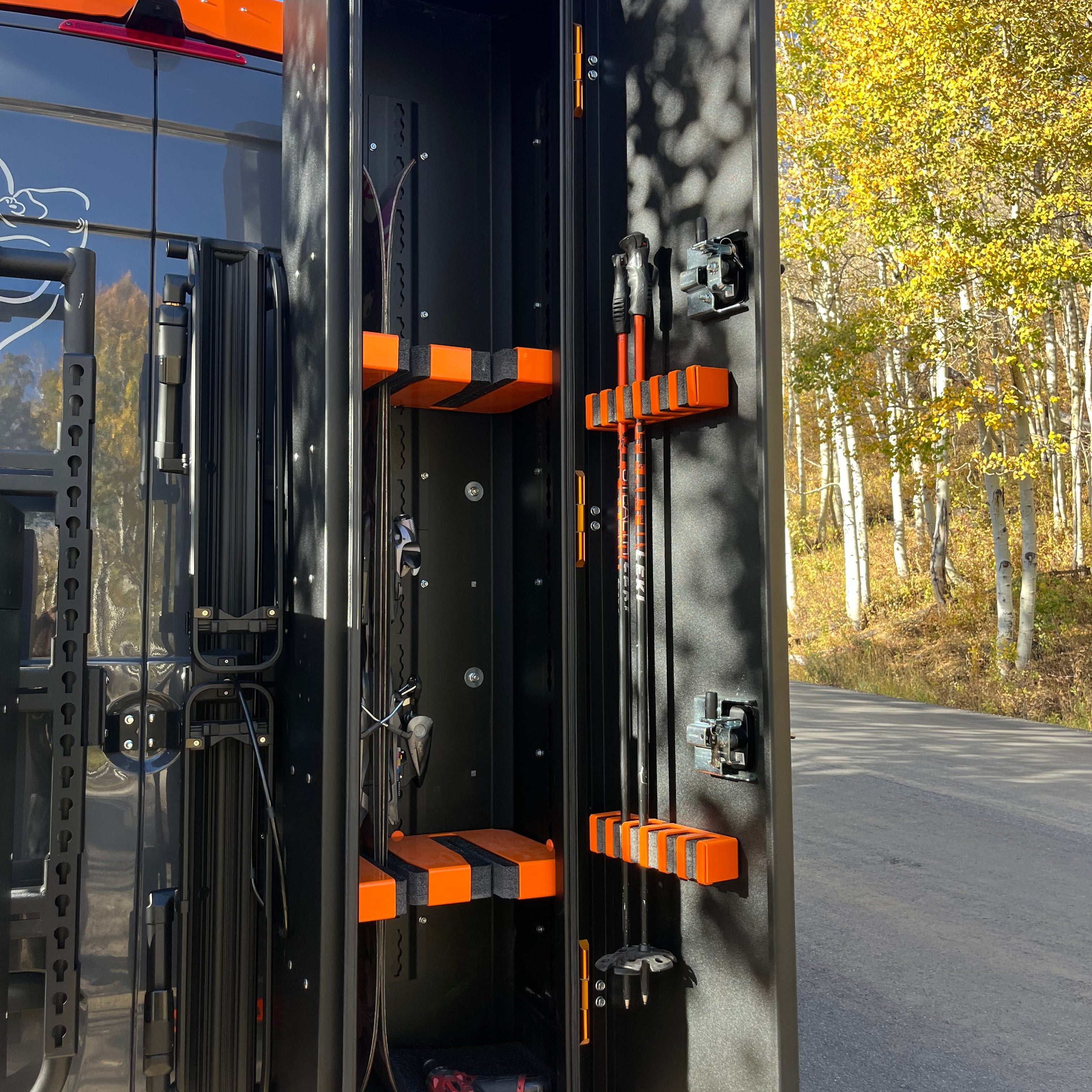 Avatar Offroad | 4 Pair Ski Storage