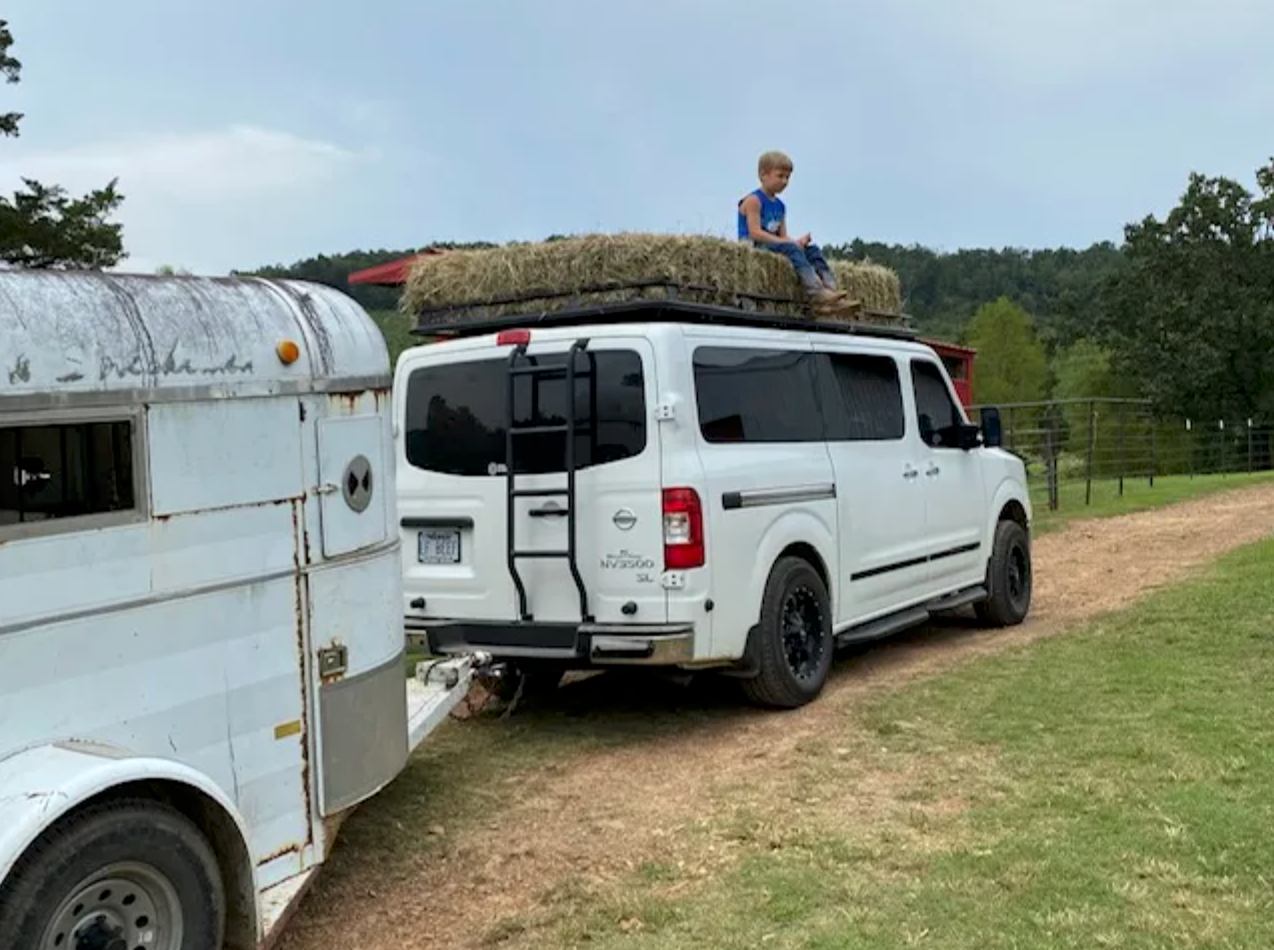 NV3500 Roof Rack