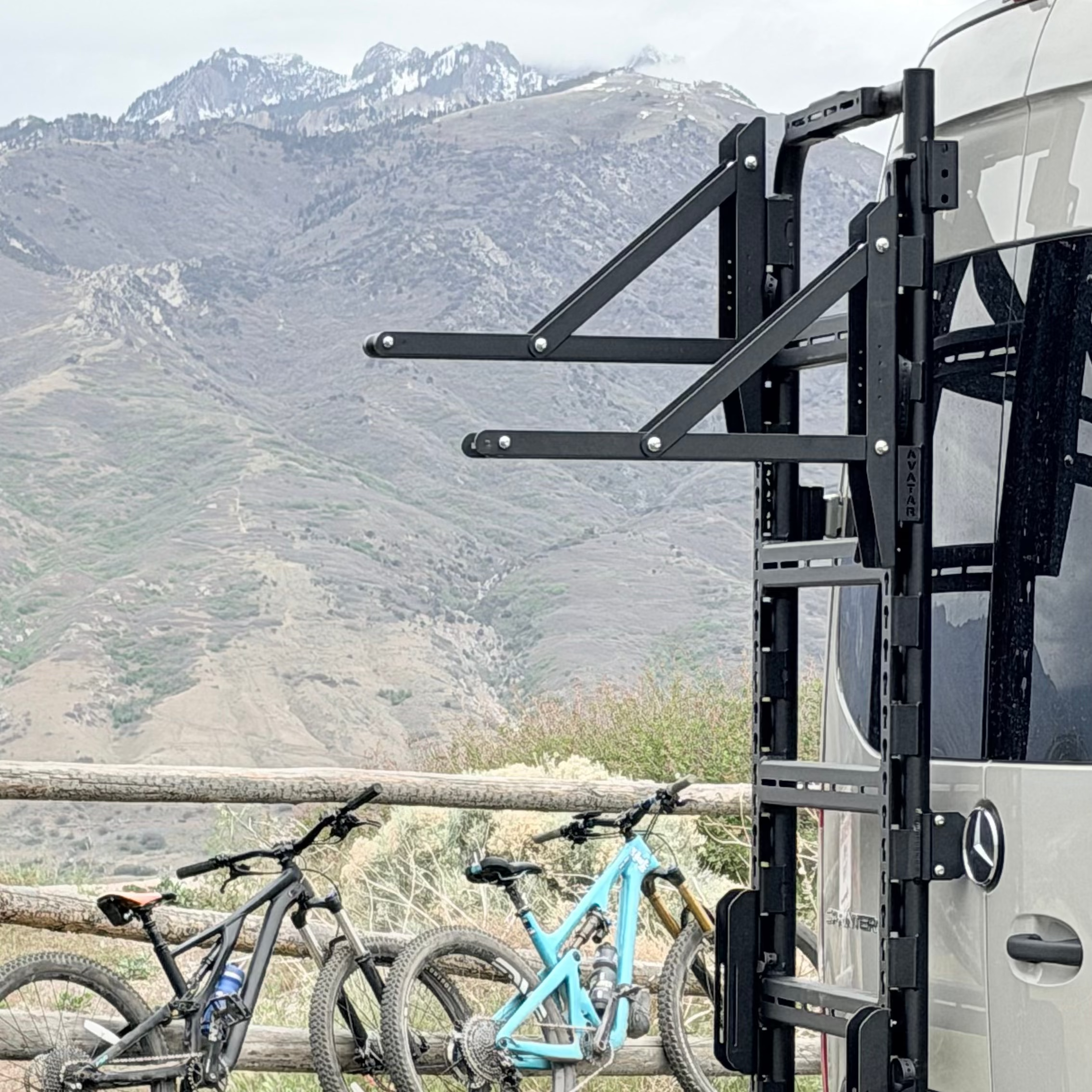 Avatar Massif Vertical Bike Rack for Van
