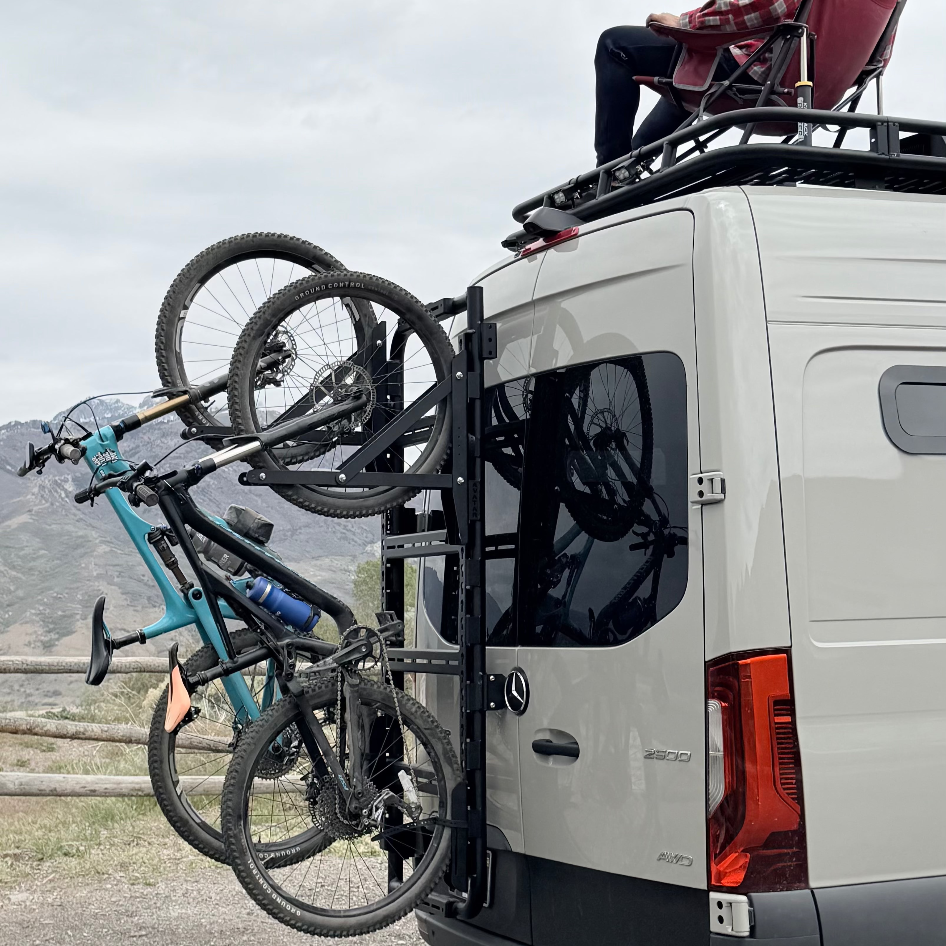 Avatar Vertical Bike Rack for Massif