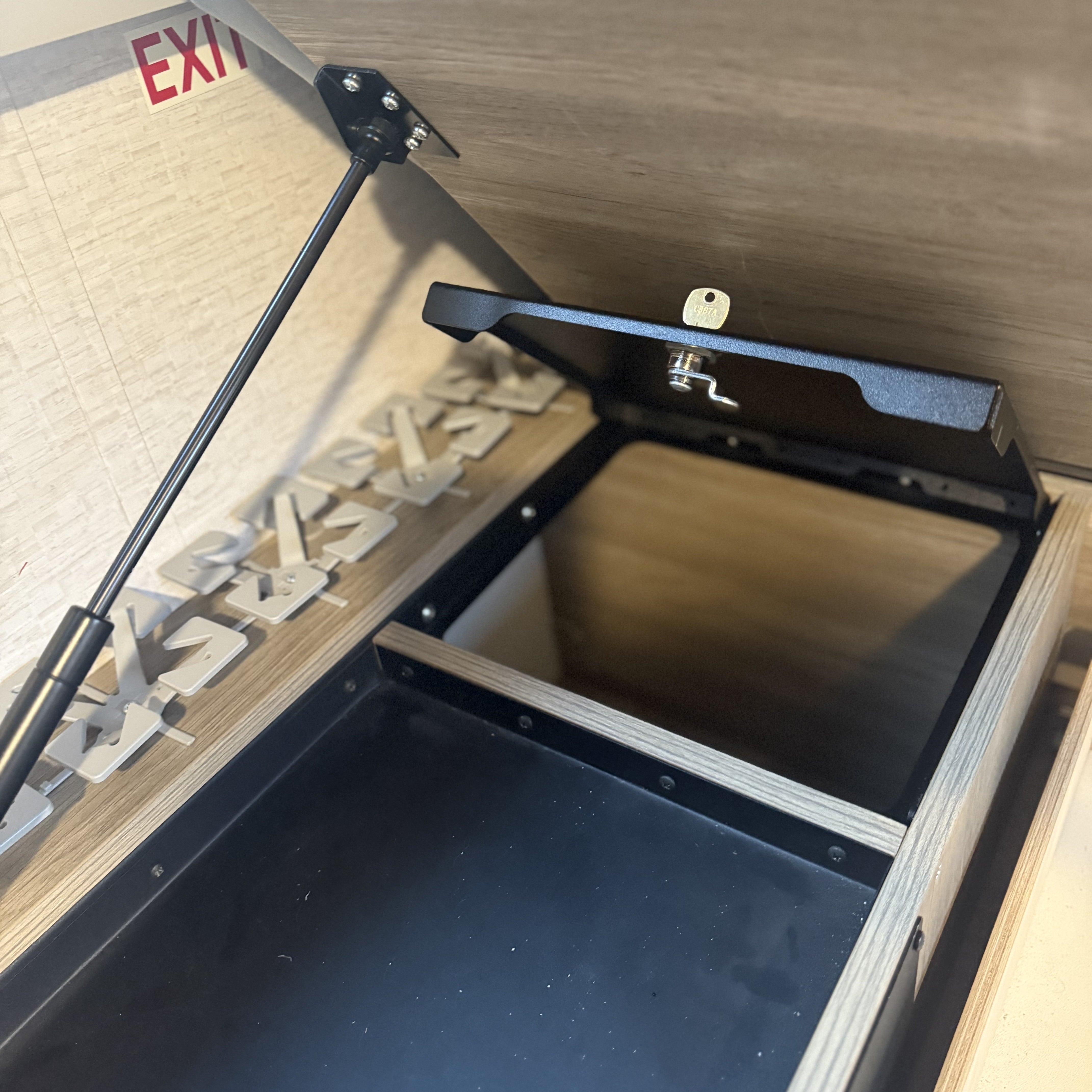 Avatar Offroad | Lock Box door for Sprekko Sprinter Ekko Transit Trekko