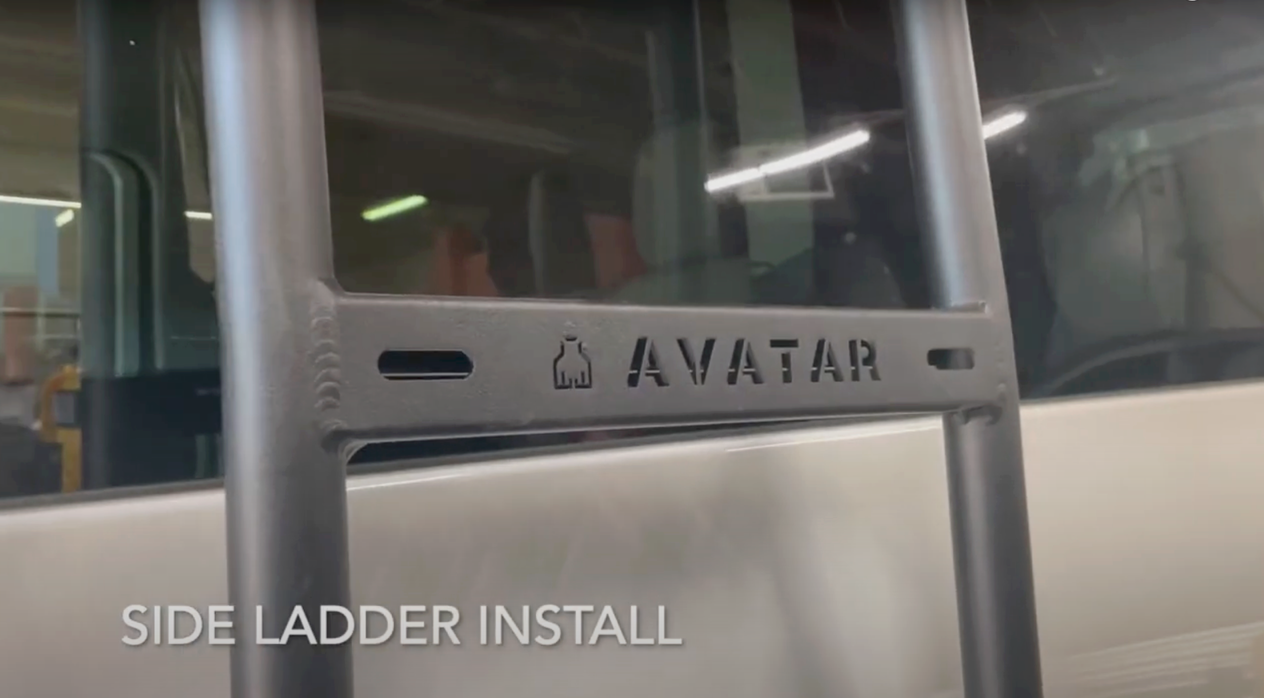 Avatar Offroad | NV3500 Side Ladder